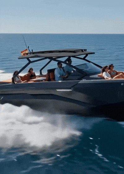 KAY 480 HP sport yacht rental for 1 hour in Barcelona