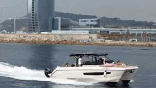 Catamaran Alexa Hangover Barcelona 2h